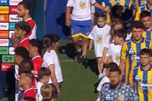 AFA pune Estudiantes após jogadores darem as costas ao Rosário Central