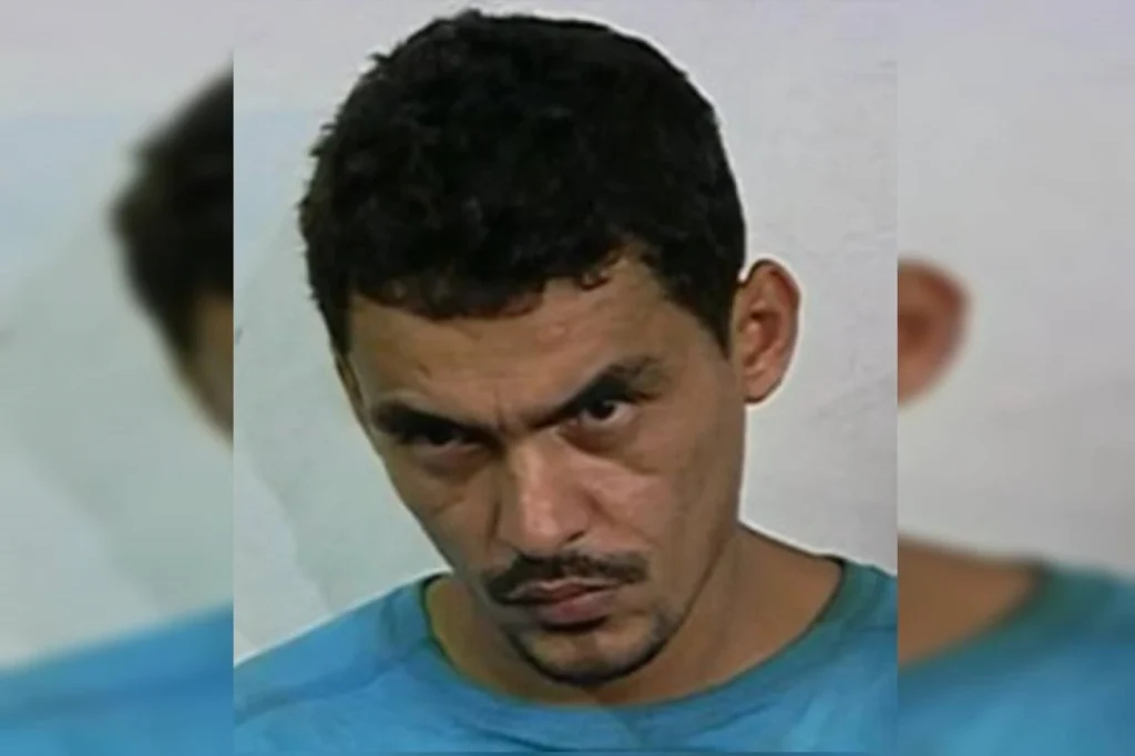 Um mês após megaoperação no Rio, principal procurado segue foragido