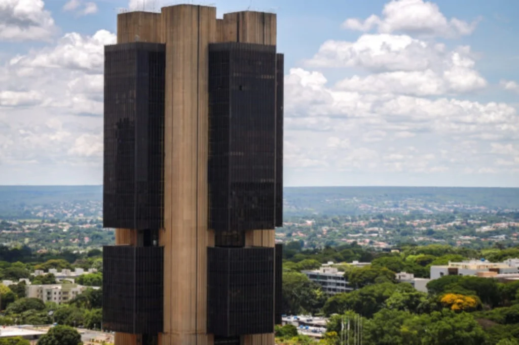 Banco Central deve iniciar 2026 com dois diretores a menos. Entenda