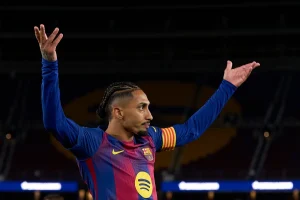 Barcelona: Raphinha volta a balançar as redes após lesão na coxa