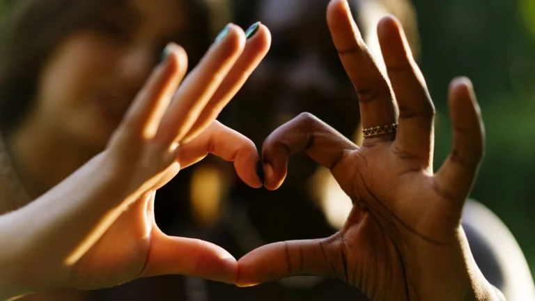 Coração mole: veja os 4 signos mais amorosos do zodíaco