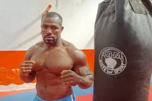 Corpo de ex-lutador do UFC é encontrado após intensas buscas no Rio Negro hoje