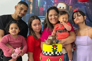 “É possível gerar vidas saudáveis”, conta mãe de 4 filhos que tem HIV