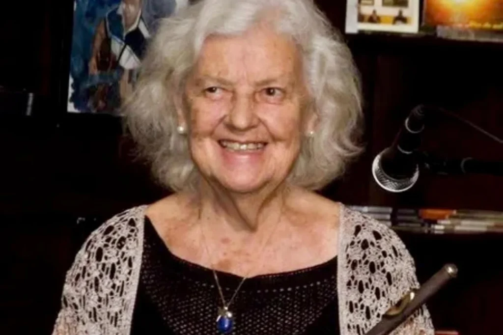 Morre flautista Odette Ernest Dias aos 96 anos fundadora do Clube do Choro de Brasília