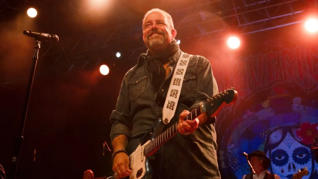 Raul Malo, ‘maestro’ do The Mavericks, morre aos 60 anos