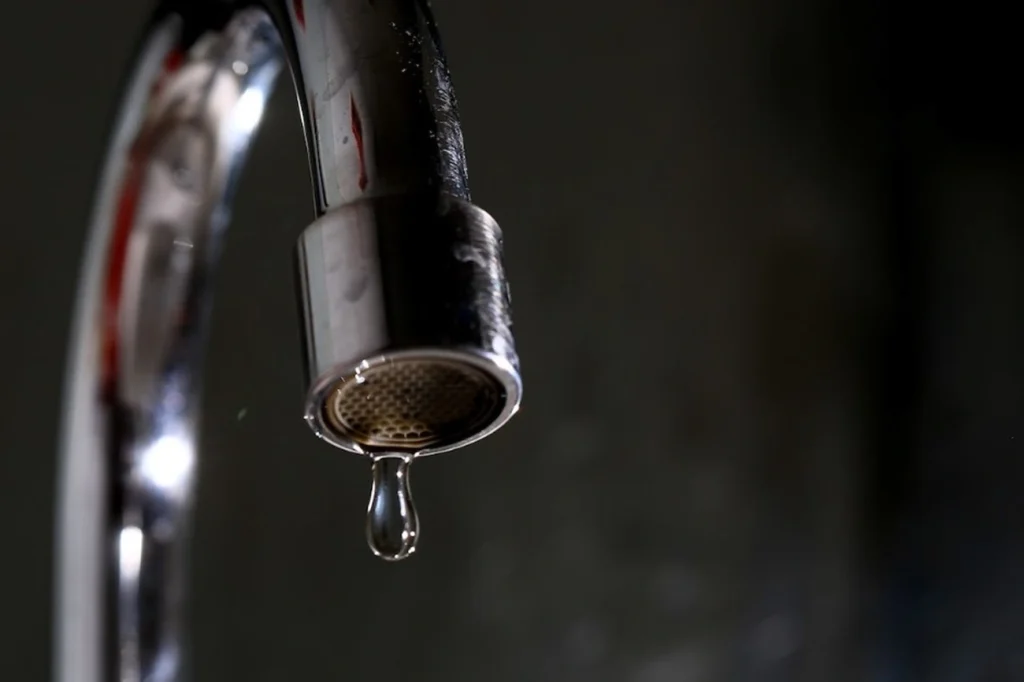 Região do DF ficará sem água por mais de 15 horas na terça-feira