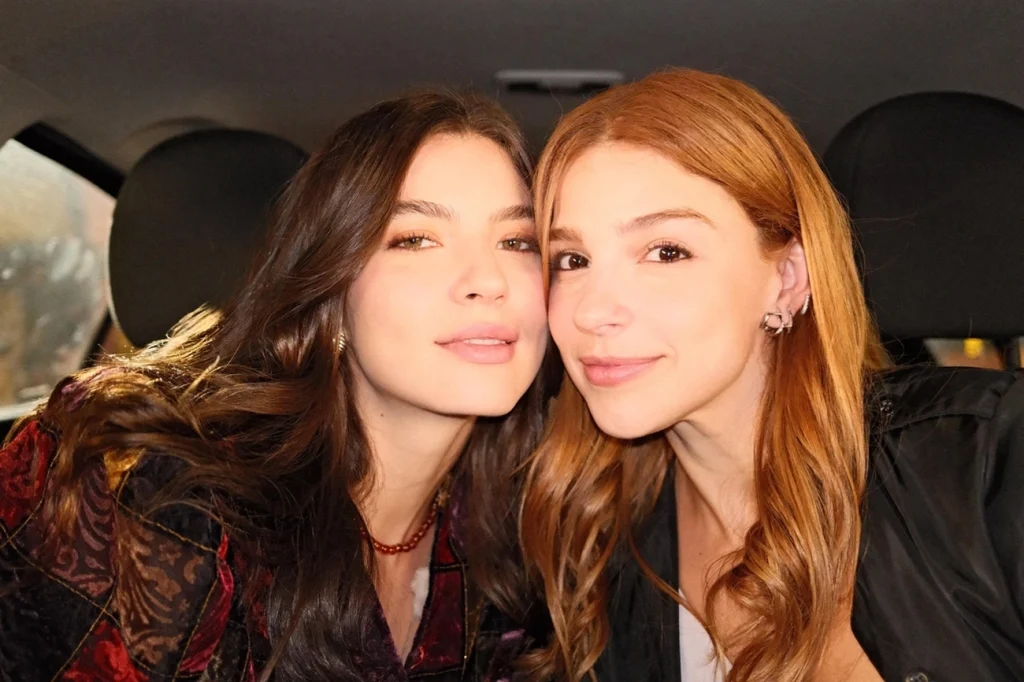 Três Graças: Lorena pede Juquinha em namoro e enfrenta ira de Ferette