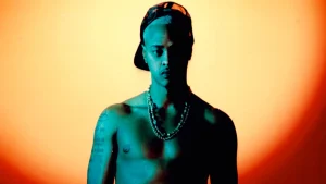 TZ da Coronel lança mixtape Gostosas Ouvem TZ hoje com protagonismo feminino