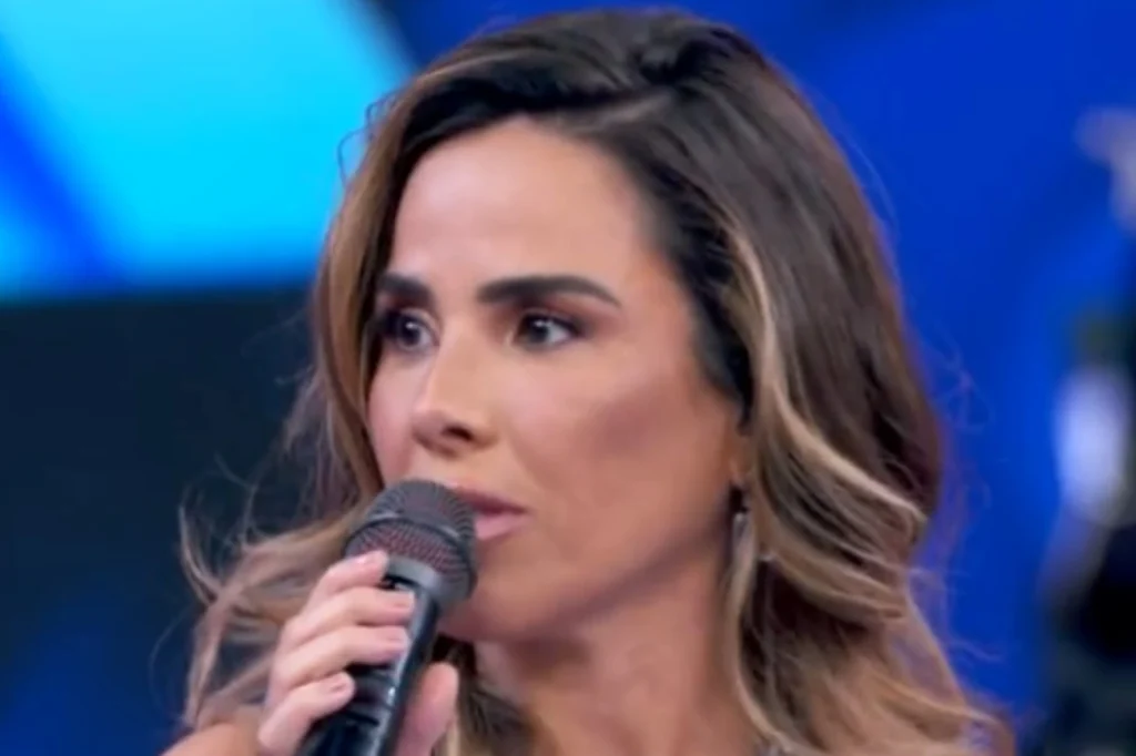 Vídeo: Wanessa Camargo se emociona ao vivo com homenagem dos filhos Vídeo: Wanessa Camargo se emociona ao vivo com homenagem dos filhos