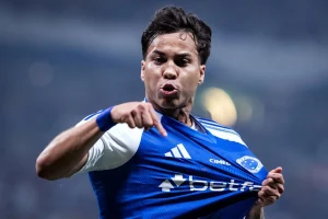 Cruzeiro confirma Kaio Jorge para 2026 após reunião com Flamengo