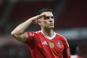 Internacional vence Grêmio por 4 a 2 no Gauchão hoje