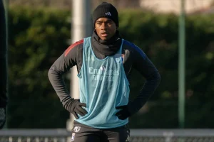 Endrick arrasa: Lyon exalta o fenômeno brasileiro – 1ª partida hoje