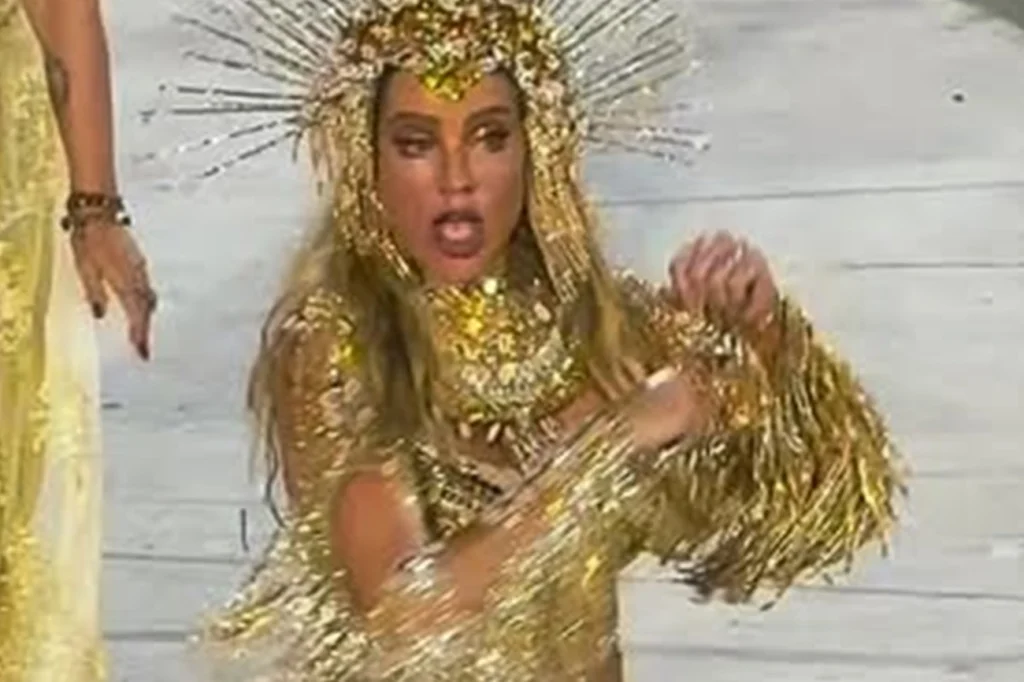 Luana Piovani desfila em seu Carnaval de volta, com novas parcerias e possíveis voltas à TV Globo Luana Piovani desfila em seu Carnaval de volta, com novas parcerias e possíveis voltas à TV Globo