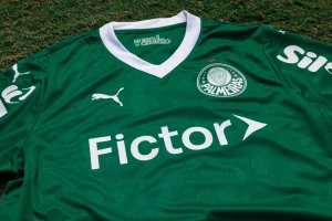 Palmeiras perde R$ 30 milhões após rescindir acordo de patrocínio com a Fictor devido a inadimplência