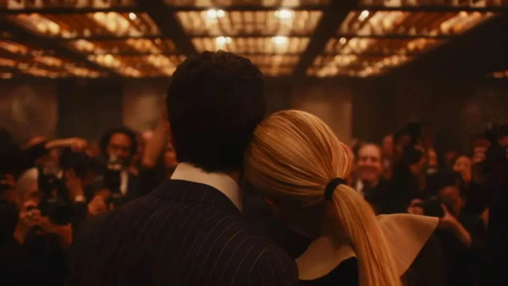 História de Amor estreia hoje no Disney+ com romance de Kennedy Jr. e Carolyn Bessette