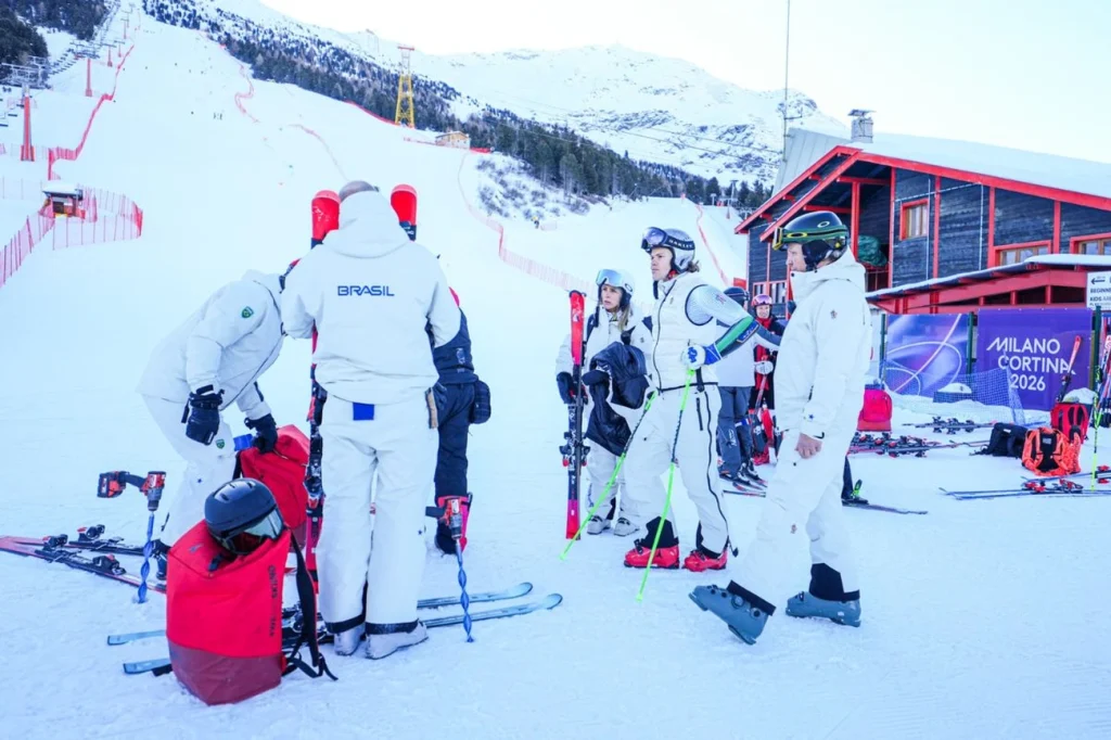 Hoje Lucas Pinheiro Braathen e Giovanni Ongaro conquistam ouro no slalom gigante